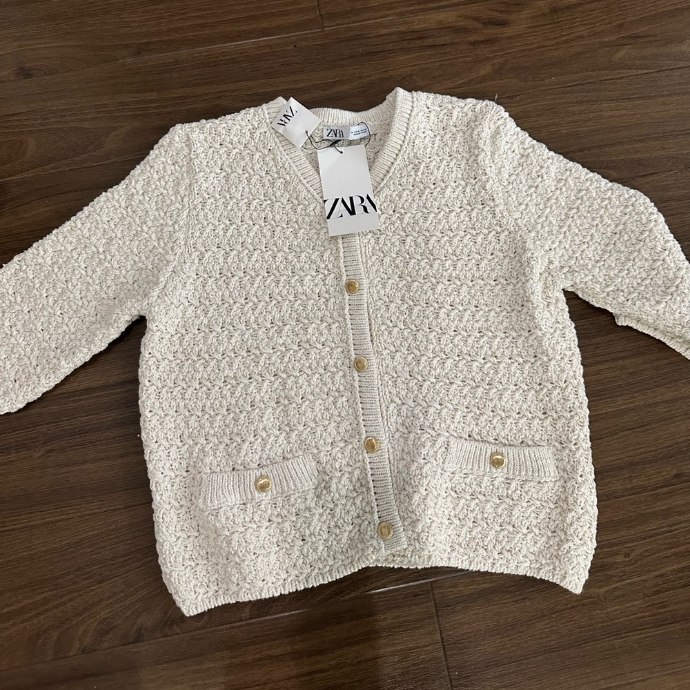 Zara Cream Textured gold buttom  Cardigan - Picture 2 of 5